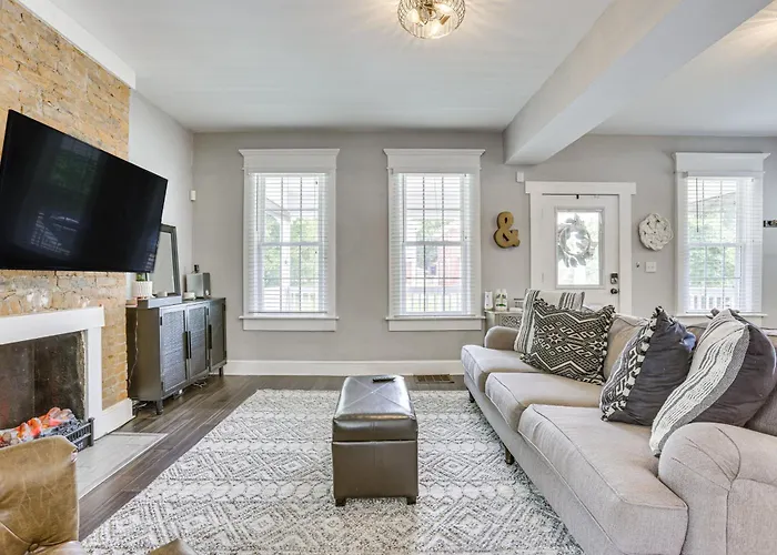 3 Mi To Dtwn Columbus! W/ Private Patio!