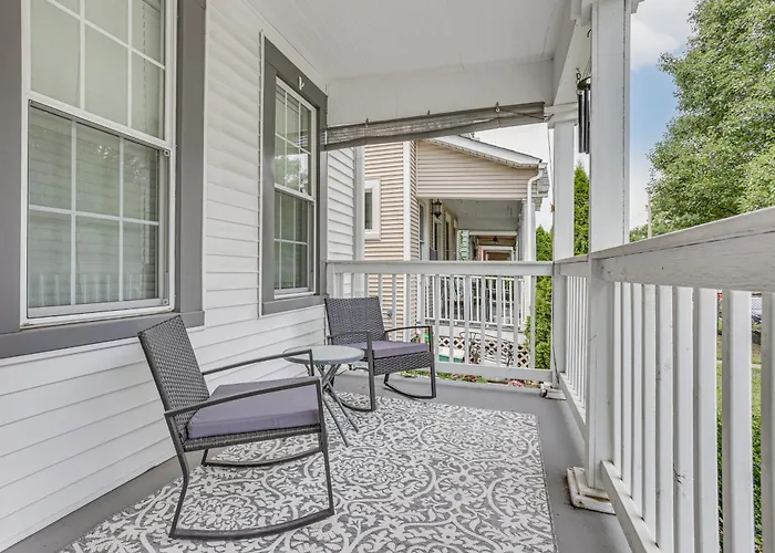 3 Mi To Dtwn Columbus! W/ Private Patio! Holiday home Columbus